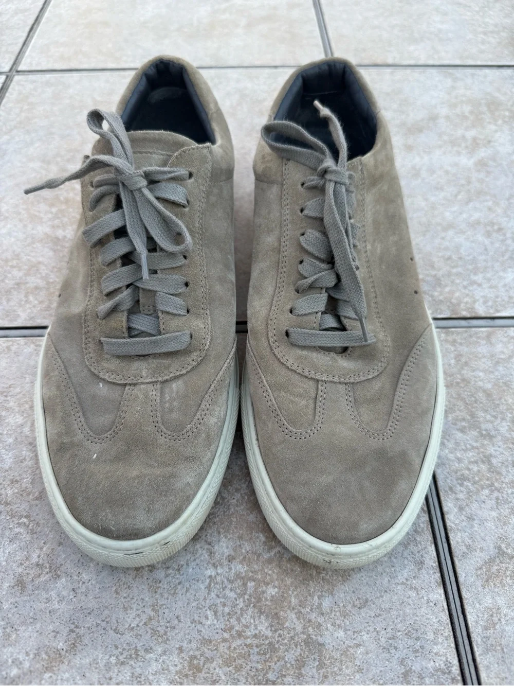To Boot New York Matlock Lace Up Sneakers in Taupe Suede size 9.5